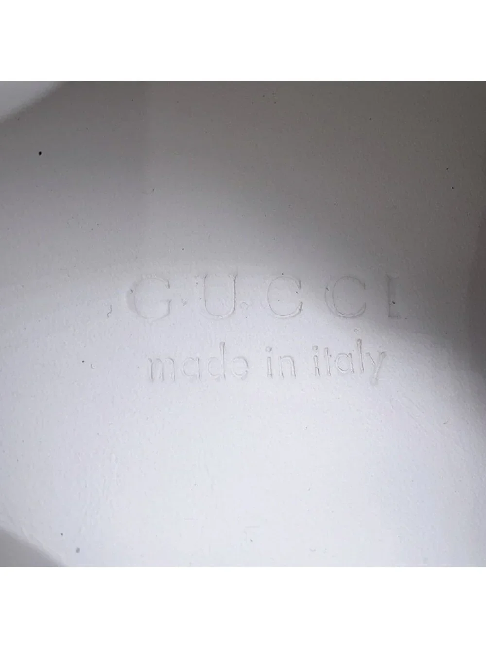 Gucci sneakers ggembossed